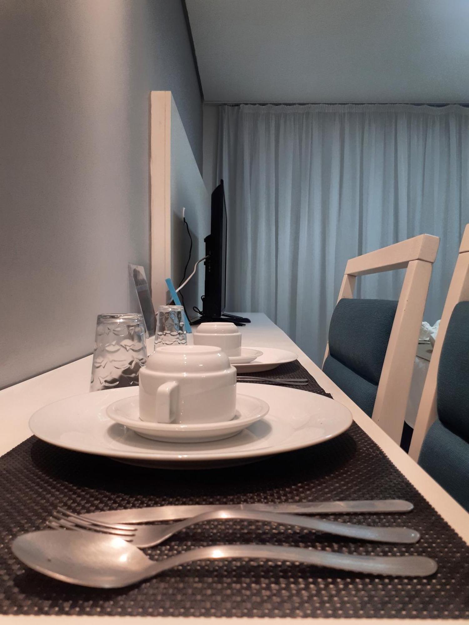 Laguna Flats By Easy Apartamento